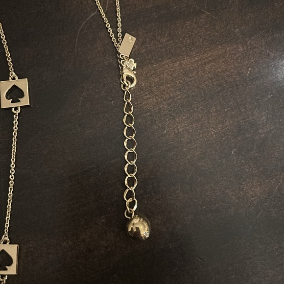 Kate Spade ♠️ necklace. In gold tone. Great details! Excellent condition! - Picture 5 of 6